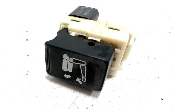 Mitsubishi Outlander Seat control switch 8610A051 01X7TH