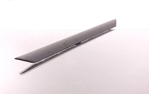 BMW 3 E46 Dashboard glove box trim 8213995