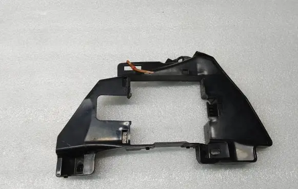 Volvo V60 Distronic sensor bracket 31455672