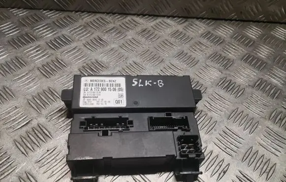 Mercedes-Benz SLK R172 Convertible roof control unit A1729001506 1729001506