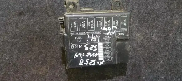 Mazda 323 Fuse box set 72543033 7254-3033