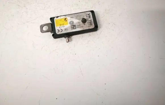 Volkswagen Touareg I Antenna control unit 7l6035577c 12040400
