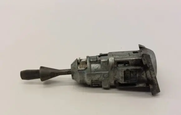 Volkswagen PASSAT B8 Front door lock (next to the handle) 3G0837168A 3G0837167A
