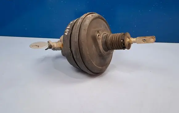 Audi A8 S8 D2 4D Brake booster 4D0612105A