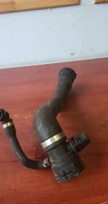 BMW 1 E82 E88 Engine coolant pipe/hose 7796869