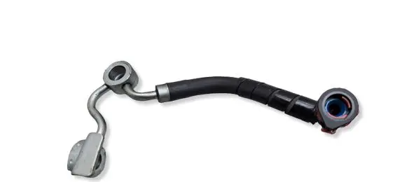 Toyota Avensis T270 Fuel injector supply line/pipe 2390126040