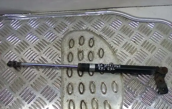 KIA Sportage Tailgate/trunk strut/damper