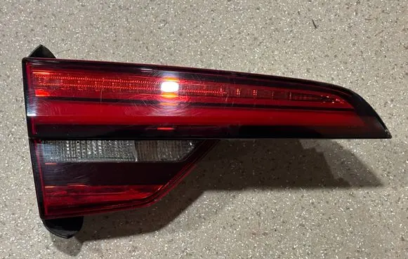 Audi A4 S4 B9 Tailgate rear/tail lights 8W9945093