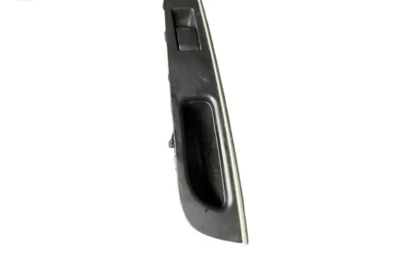 Nissan Note (E12) Electric window control switch 82961