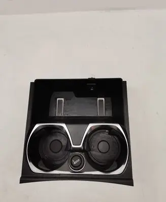 Cup holder front