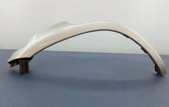 Nissan Terrano Front bodywork piece 
