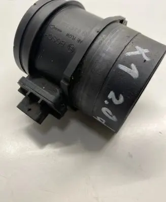 BMW X1 E84 Mass air flow meter 8506409 302779045 0281006093