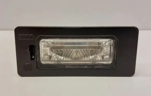 Audi A4 S4 B8 8K Number plate light 8T0943021