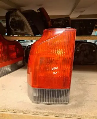 Volvo V70 Rear/tail lights 9154497 9154501 152861