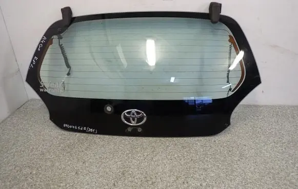 Toyota Aygo AB10 Rear windscreen/windshield window 