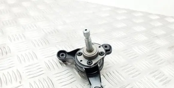 Rear door manual window regulator