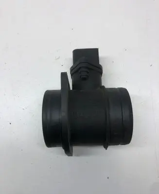 Skoda Octavia Mk2 (1Z) Mass air flow meter 0281002531 038906461B
