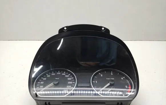 BMW 1 E81 E87 Speedometer (instrument cluster) 9166821 1024952