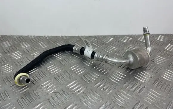 Jeep Grand Cherokee Gearbox oil cooler pipe/hose 68291069AB