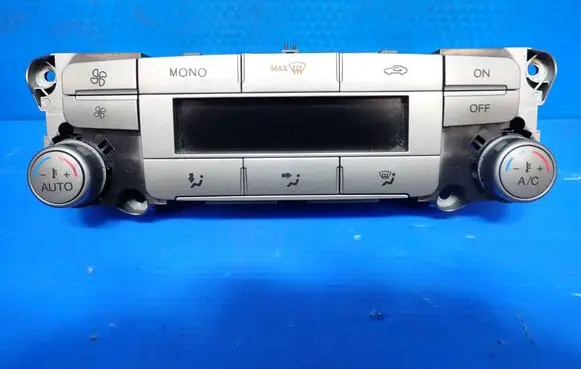 Ford Mondeo MK IV Climate control unit 7S7T18C612AL W7XA31659