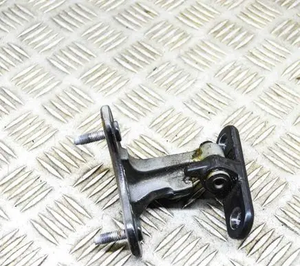 Mercedes-Benz GLE (W166 - C292) Front door upper hinge 
