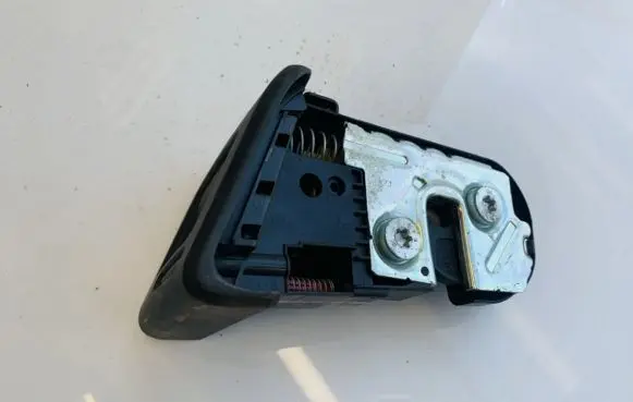 Opel Astra H Seat back rest lock catch 