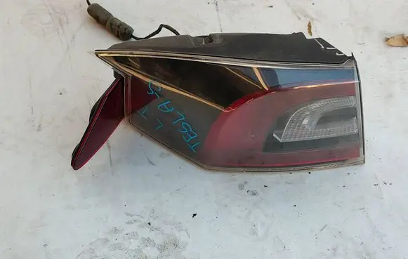 Tesla Model S Rear/tail lights 6005920-00-F