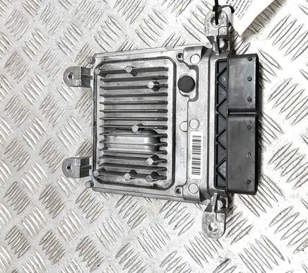 Mercedes-Benz C W204 Engine control unit/module A0064461540 28336101