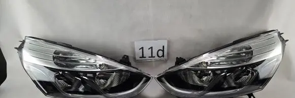 Renault Clio IV Headlights/headlamps set 