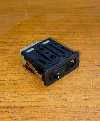 BMW 3 E36 Headlight level height control switch 61318360882 21322000