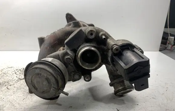 Skoda Octavia Mk2 (1Z) Turbo 4937318030 A07410D