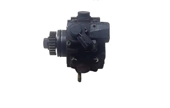 Renault Trafic III (X82) Fuel injection high pressure pump 167005114R 7067410 0445010406