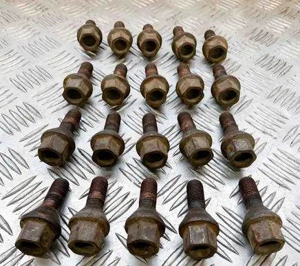 Peugeot Boxer Nuts/bolts 