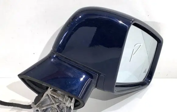 Mercedes-Benz CLS C218 X218 Front door electric wing mirror 890