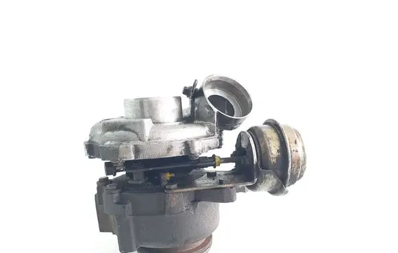 Mercedes-Benz C W203 Turbo A6110960999