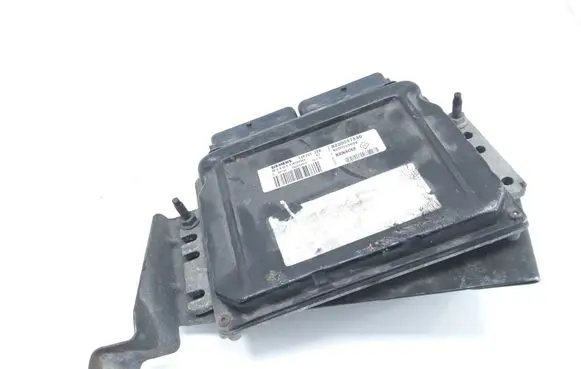 Renault Scenic II - Grand scenic II Engine control unit/module ECU S110114000