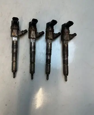Alfa Romeo 147 Fuel injector 0445110111