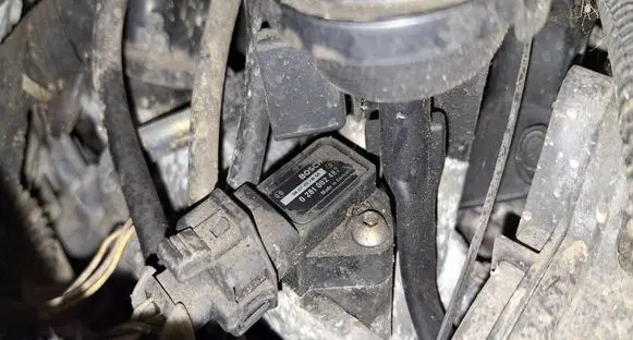 Opel Astra H Air pressure sensor 0281002487