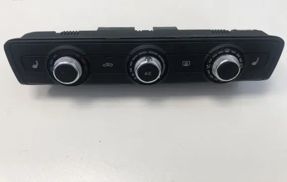 Audi A3 S3 8V Climate control unit 8V0820047E