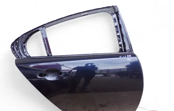 Rear door