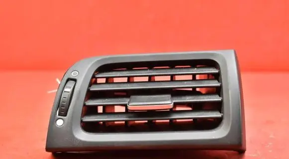 Honda Accord Dashboard side air vent grill/cover trim 77620-TL0-G010-2