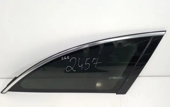 Mercedes-Benz R W251 Rear side window A2516700850