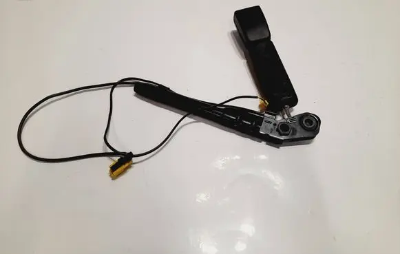 Front seatbelt