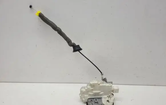 Audi A6 S6 C7 4G Rear door lock 4G0839016A A046879