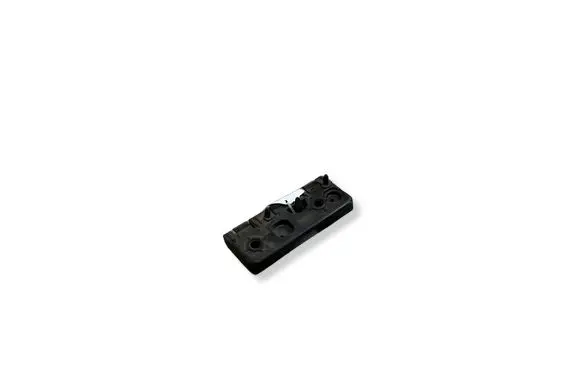 Volvo XC90 Fender mounting bracket 31378135