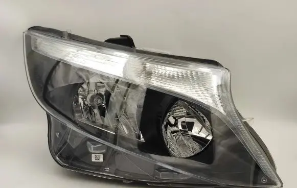Mercedes-Benz Vito Viano W447 Headlight/headlamp A4479067800 00482794 1EL01128418