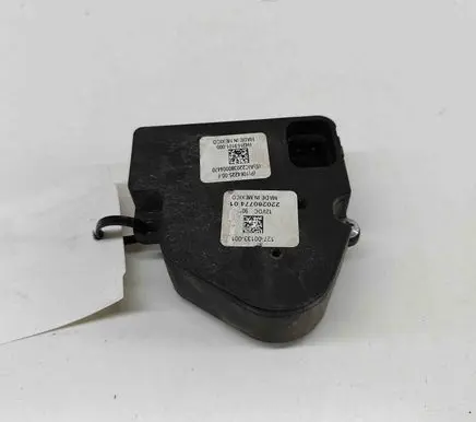 Tesla Model X Other devices 106422500F