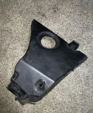 BMW 5 E39 Other engine bay part 51718235607