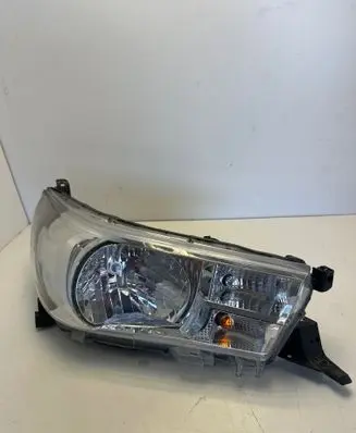 Toyota Hilux VIII Headlight/headlamp 811100K792 1EJ923321080B