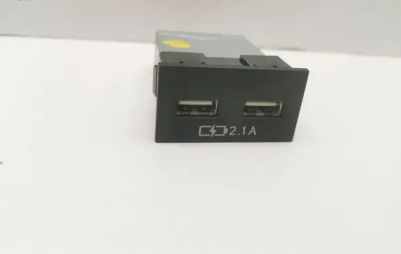 Lexus RX 450H USB socket connector 8553250030 CB316 20713